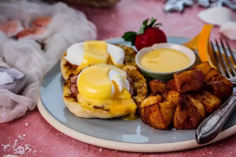 Bos_EggsBenedict_highres-4-1