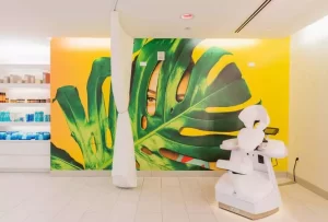 W_Fort_Lauderdale_AWAY_Spa_-_QuickFix_Massage_Booth